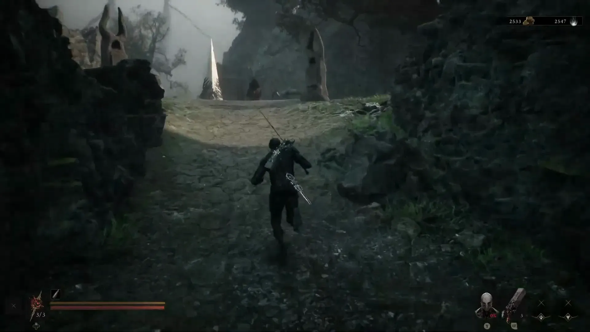 The player runs uphill through ruined stonework on the opening route.